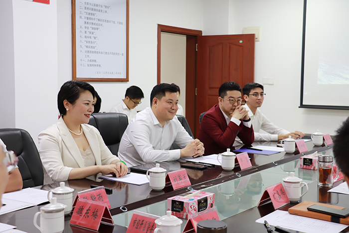 1682060521965017777.jpg 20230419嚴昊主席同廣東雷州市委書記吳松江會談3.jpg