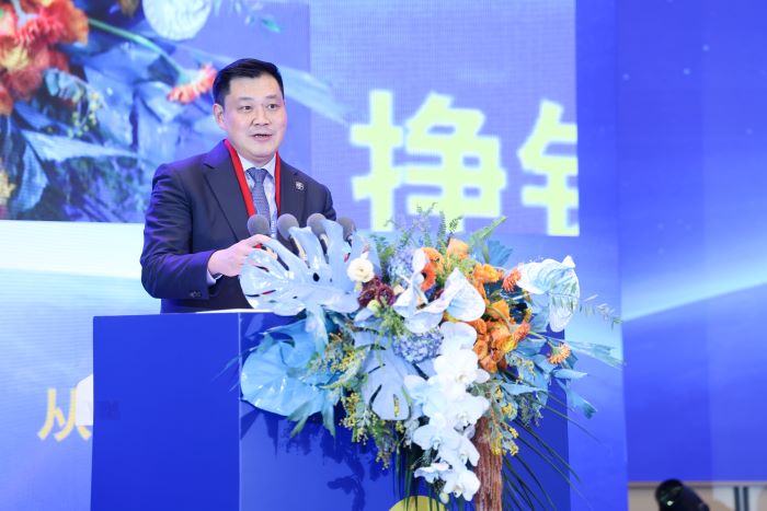 1705297193437071231.jpg 嚴(yán)昊發(fā)言1.jpg